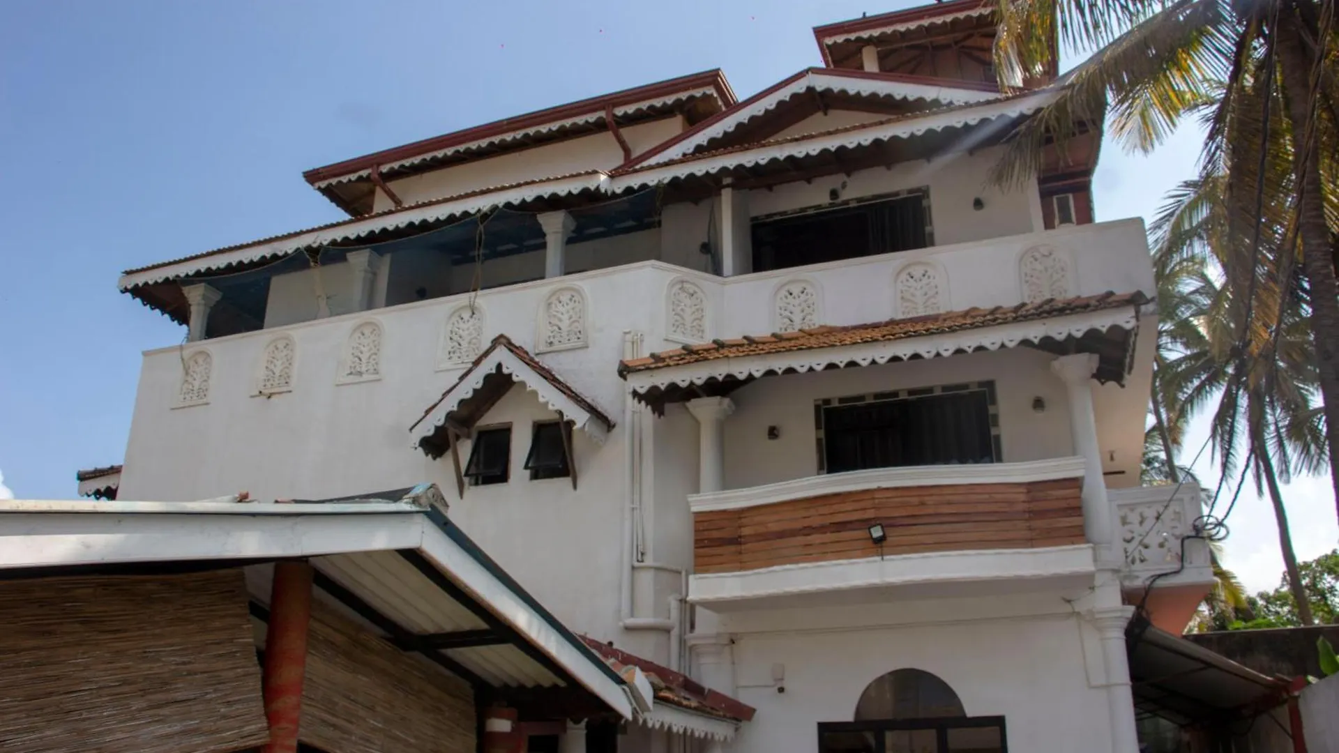 Varinias Beach Villa Negombo Guest house