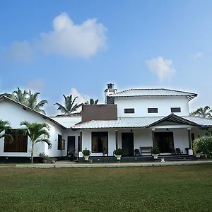 Grand Hilton Otel